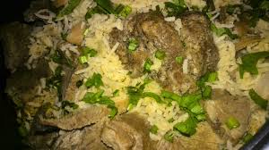 Kalau tak tahu nak masak apa, meh saya cadangkan anda semua mencuba nasi daging yang sangat popular se antario utara. Namakucella Resipi Nasi Daging Utara Guna Rempah Sup