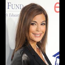 She is known for her television roles, portraying lois lane on the abc series lois & clark: Teri Hatcher Gruselig Glatt Gebugelt