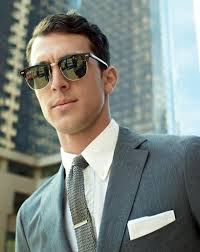 Its legendary shape and vintage green lenses are accentuated with these elegant gold frames. Abit Different Than The Typical Inspiration Album Mostly Formal Wear Conservative But Fun Album On Imgur Gq Clubmaster Sunglasses Ray Ban Sunglasses