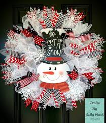 Black And White Deco Mesh Christmas Wreath Large Beautiful Snowman Christmas Wreath Made With Deco Mesh Etsy In 2020 Christmas Wreaths To Make Deco Mesh Christmas Wreaths Christmas Mesh Wreaths