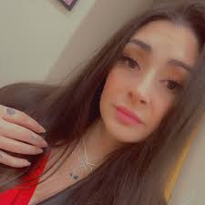 How much do your American female dobies weigh at 1,5 years?