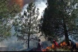 Un incendio de gran magnitud afecta a una casona ubicada en calle agustinas, en el centro de santiago. Zhtbb6q4d5y Tm
