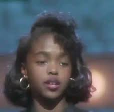 Look good one you'll can I do this.. Erykah Badu or Lauryn Hill