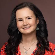 Self Love Elevated: 19 Women share their powerful and vulnerable collection  of self-love stories including 60 + lessons learned and mindset tips:  Andrews, Heather, Traynor, Jennifer, Smith, Christina Nathalie:  9781989848296: Amazon.com: Books