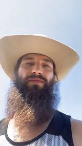 Who among us hasn't had to search for a lost arrow in a bunch of cacti? 😂,  🎥: IG/brent_burns_88