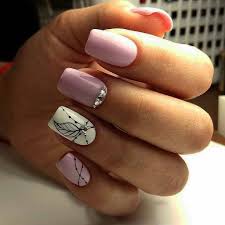 Minimalizm Manicure Wspaniale Pomysly Na Zdjecia 100