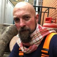 Justin Holly's Instagram, Twitter & Facebook