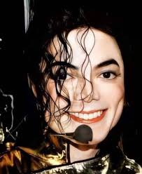 I love Michael's smile, that's how I always remember him. That beautiful  innocent breathtaking smile.❤