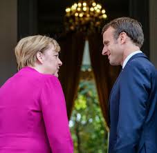 Find all the news on emmanuel macron's statements regarding different spheres such as politics, the economy, tech, science, and sport. Frankreich Mann Greift Prasident Macron Korperlich An Welt
