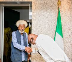 Jul 19, 2020 · wole soyinka. Governor Akeredolu Driving Wole Soyinka Photos Politics Nigeria