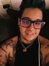 Antonio Gervacio's Instagram, Twitter & Facebook