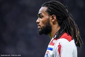 In july 2013 denayer joined the manchester city academy.6 in the summer transfer window, denayer signed his first professional contract at manchester city after a successful trial.8 denayer. Ol Denayer A Une Strategie Pour Bloquer Man City