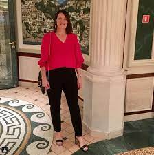 Alexa rizk, the outlets at anthem shopping gal, shows us what to wear to a birthday party and what to bring as a gift. 14 Dinner Party Outfit Ideas You Will Love