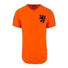 Zo shop jij je nederlands elftal shirt voor de laagste prijs online. Nederlands Elftal Retro Shirt 1974 Voetbalshirts Com