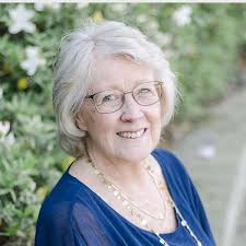 The Women Of Avery Creek: Dias, Marie: 9798841261735: Amazon.com: Books