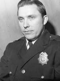 28 years ago. Chief Robert “Bob” Gaddie was the longest serving chief (32  years) of Jeffersontown Fire Department. #jeffersontown #jeffersontownky  #firechief