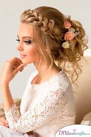 Brides like to possess flowers, dupatta, matha patti, jhoomar, crown and other techniques. Down Elegant Wedding Hairstyles For Long Hair Novocom Top