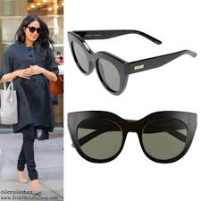 Des clients célèbres comme lady gaga, gigi hadid, rihanna. Le Specs Air Heart Sunglasses Meghan Markle Dress Like A Duchess Heart Sunglasses Sunglasses Women Meghan Markle Dress