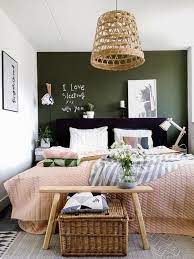 Choose an accent wall color that will work with your existing decor, but only in the details. 25 Easy Ways To Incorporate Green In Bedroom Decor Digsdigs