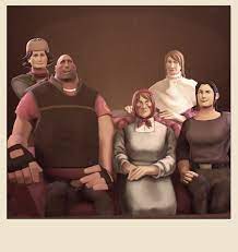 I am Heavy Weapons Guy, and this... is my family : r/tf2