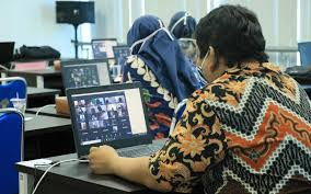 Maybe you would like to learn more about one of these? Undip Holds Postgraduate Admission Test By Online With Cat Application Fisip Undip
