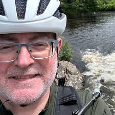 How difficult is it to replace upper and lower headset bearings