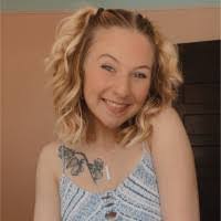 Shelby Higdon's Instagram, Twitter & Facebook