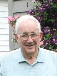 Jolene Currie's Instagram, Twitter & Facebook