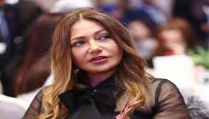 سُئل ديسمبر 10، 2018 بواسطة نور الكون. Ù„ÙŠÙ„Ù‰ Ø¹Ù„ÙˆÙŠ ØªÙƒØ´Ù Ø¹Ù† Ø¹Ù…Ø±Ù‡Ø§ Ø§Ù„Ø­Ù‚ÙŠÙ‚ÙŠ Ù…Ø¹ Ø£Ø¨Ù„Ø© ÙØ§Ù‡ÙŠØªØ§
