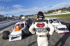 The nascar whelen euro series presented its rule package for the 2019 season, which includes elite 1 races being 15 kilometers longer. Nascar Modified Tour Opener Features 35 Car Entry List Short Track Scene