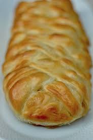 Tresse Feuilletee Aux Pommes Dans La Cuisine D Audinette Tresse Feuilletee Feuillete Aux Pommes Recettes De Cuisine