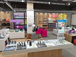 Technology Retail Store Google Search Retail Store Retail Standing Desk