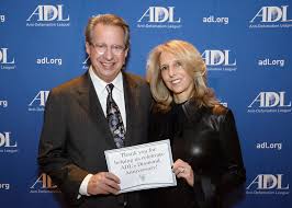 Jenn was born on november 8, 1970 in california to gary and jill croteau. Anti Defamation League Michael And Shereen Pollak Honored At Adl S 75th Anniversary Diamond Dinner Mountain States