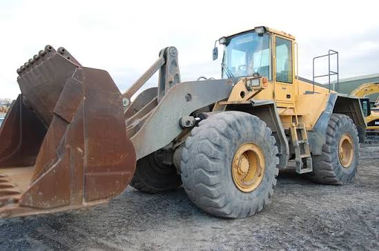 Volvo L220D Wheel Loader