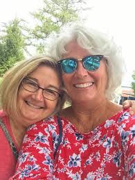 Donna Dunk's Instagram, Twitter & Facebook