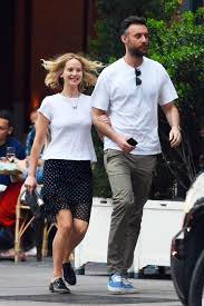 When he was arrested, he continued to insist that he the husband and father of lopez's children. Jennifer Lawrence Is All Smiles With New Boyfriend Cooke Maroney They Re Very Comfortable Jennifer Lawrence Style Jennifer Lawrence New Boyfriend