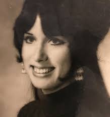 Barb Monroe's Instagram, Twitter & Facebook