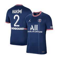 Un maillot plutôt simpliste recouvert principalement de bleu clair tandis que l'année « 1904 » est inscrit dans le haut du dos. Maillot Hakimi Paris Saint Germain Psg Domicile 2021 2022