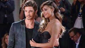 Fuga romantica a mauritius per stefano de martino e una sua collega di amici. Belen Rodriguez Stefano De Martino E Quel Lieto Fine Che Gli Italiani Forse Sognano La Repubblica