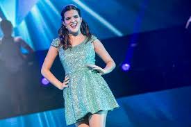 Debutó como actriz en la serie violetta (protagonizada por tini stoessel) pero se hizo conocida al público general gracias a soy luna, en 2016. Malena Ratner Wiki Cinerie Amino Una Gran Familia Amino