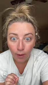 Alexis Skibinski's Instagram, Twitter & Facebook