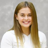 Anna Mayer's Instagram, Twitter & Facebook