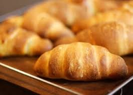 La recette aborde le pain de base, dit le pain. Pain Maison Japan Info