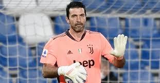 I received a message from a director who can surpass me in terms of madness. Gianluigi Buffon Makes A Stunning Save During Sassuolo Vs Juventus Serie A 2021 Bianconeri Praises The 43 Year Old