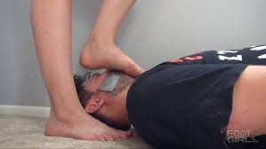 Learn about the possible medical conditions and medications that can cause swollen legs. Bratty Foot Girls Becky Lesabre S Facial Destruction Facial Destruction Hd Wmv