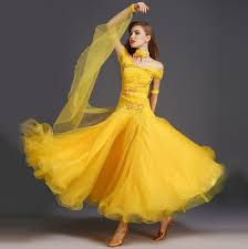 Io cercavo degli abiti da ballo stile ottocento e ricordo di avere invece trovato un savcco di abiti da liscio! Exquisite Lusso Rhinethone Sala Da Ballo Abiti Da Ballo Liscio Standard Vestiti Concorso Ballo Standard Dress Valzer Competition Standard Dance Dress Ballroom Dance Dress Standardstandard Dance Dresses Aliexpress