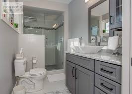 We have the largest selection of cabinets in our 6 great kitchen and bath design showrooms located in boston , braintree , and framingham , massachusetts and manchester , nashua & salem , new hampshire. Grey Master Bath Vanity Norfolk Kitchen Bath
