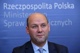 Stefan michnik is a from poland.he was born on september 28, 1929 (91 years old). Wiceszef Msz Analizujemy Jakie Srodki Mozna Wykorzystac By Doprowadzic Przed Sad Stefana Michnika Radiomaryja Pl