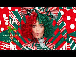 Letras Underneath The Mistletoe Sia Christmas Albums Santas Coming Sia New Album