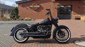 Softail Heritage Classic Im Chicano Style By Borjes American Bikes Youtube